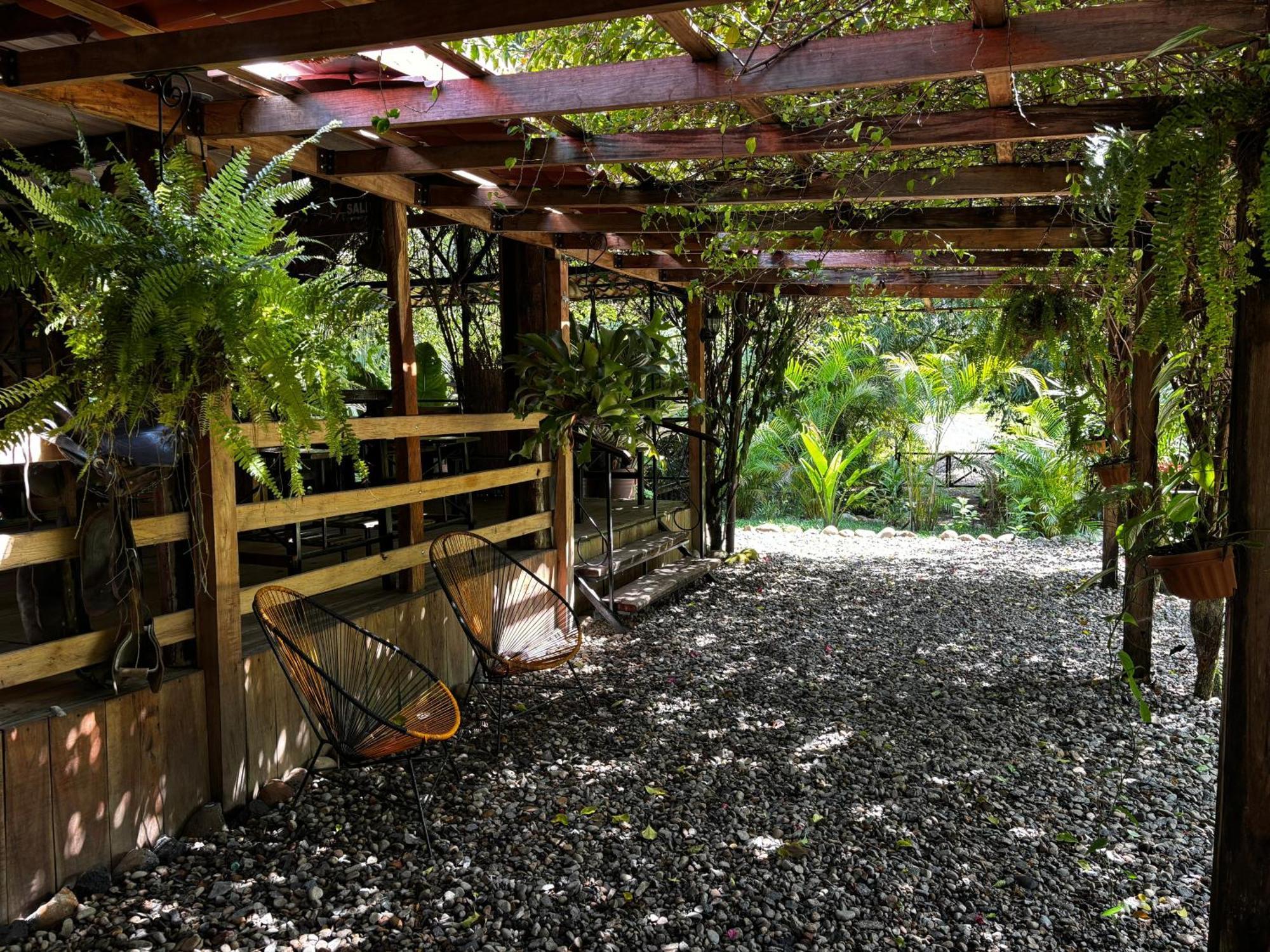 Bamboo River Lodge Horquetas Exterior foto
